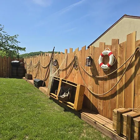 Holiday home Maison Climatisee, Animaux Acceptes - 6 Pers. - Fr-1-616-576 *