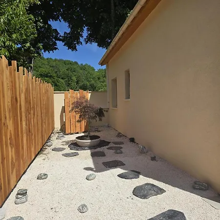 Holiday home Maison Climatisee, Animaux Acceptes - 6 Pers. - Fr-1-616-576 *